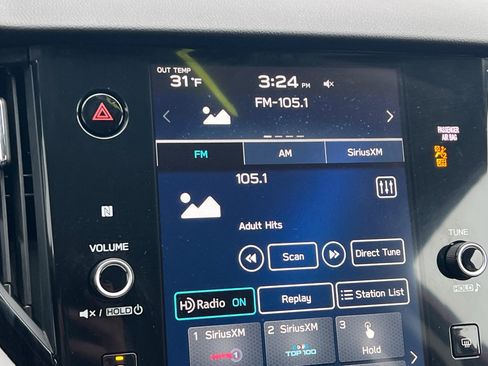 Used 2024 Subaru Outback Premium image 15