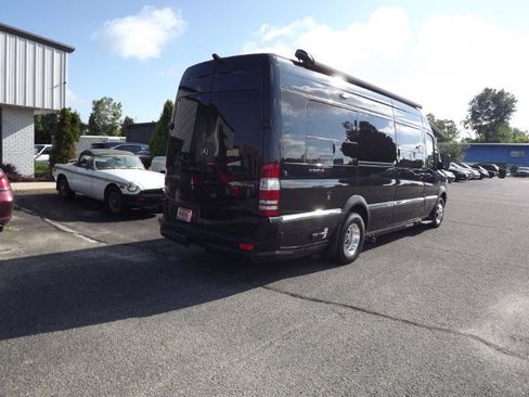 Used 2014 Mercedes-Benz Sprinter 3500 image 6