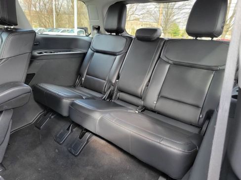 Used 2025 Ford Expedition Platinum image 15