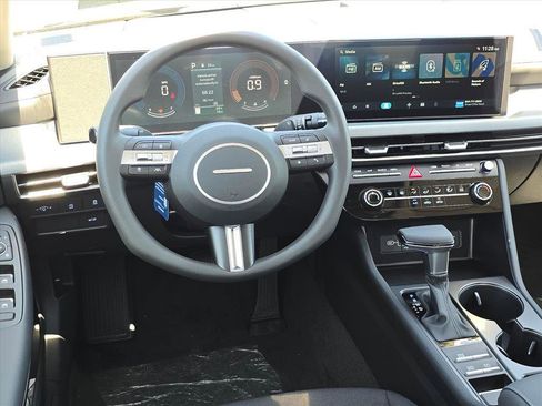 New 2026 Hyundai Sonata SE FWD image 10
