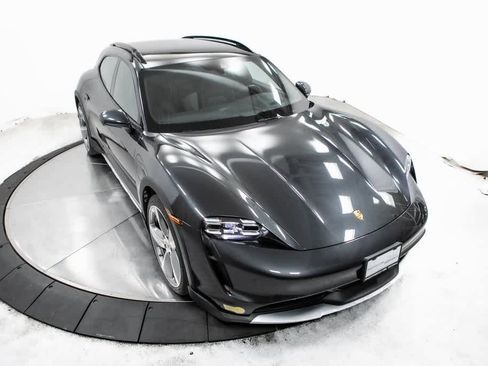 Certified 2022 Porsche Taycan 4 Cross Turismo image 41