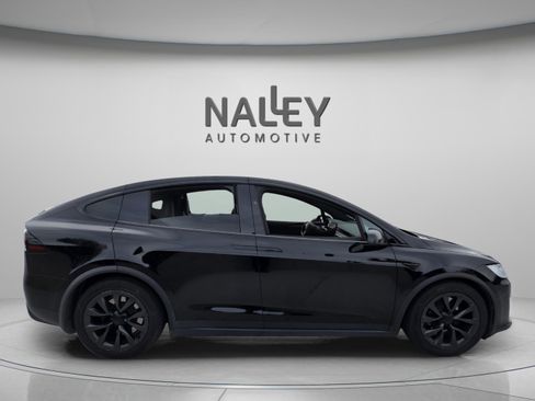 Used 2023 Tesla Model X image 6