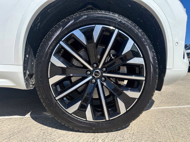 Certified 2026 Volvo XC90 B6 Plus AWD/4WD image 12