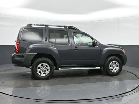 Used 2010 Nissan Xterra X AWD/4WD image 8