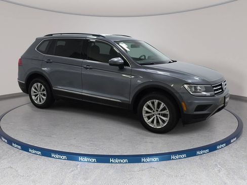 Used 2018 Volkswagen Tiguan SE AWD/4WD image 4