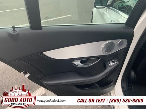 Used 2017 Mercedes-Benz C 300 4MATIC Sedan image 11