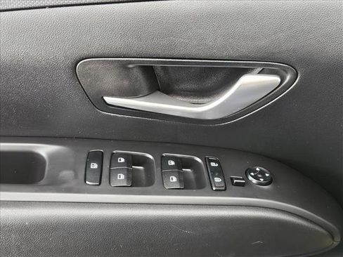 Used 2023 Hyundai Tucson SE image 27