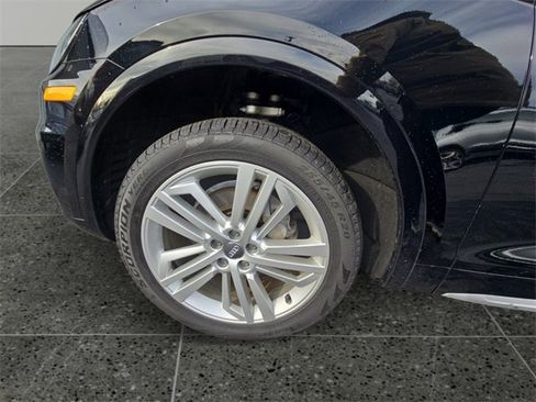 Used 2018 Audi Q5 2.0T Premium Plus w/ Premium Plus Package image 18