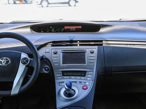 Used 2012 Toyota Prius Three FWD image 13
