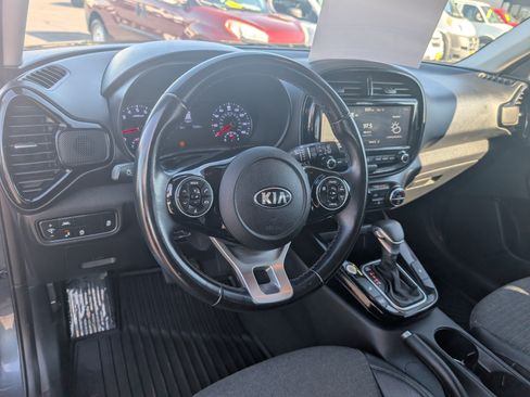 Used 2020 Kia Soul EX w/ Option Group 015 FWD image 13