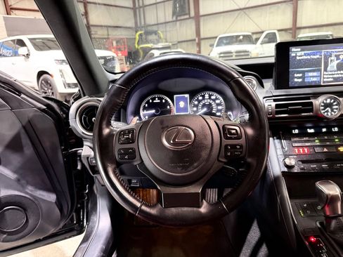 Used 2022 Lexus IS 300 w/ Premium Package RWD image 30