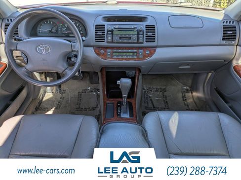 Used 2003 Toyota Camry XLE image 11