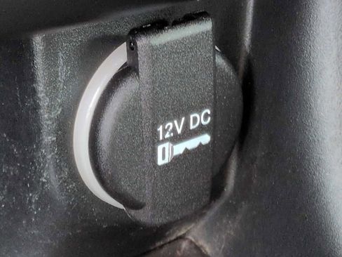 Used 2018 Dodge Charger R/T w/ Plus Group RWD image 31