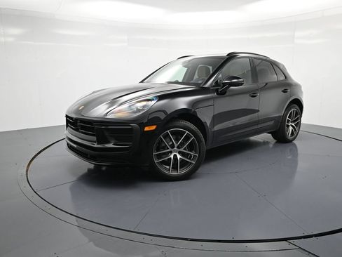 Used 2026 Porsche Macan AWD/4WD image 28