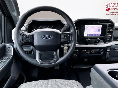 Used 2023 Ford F150 XLT w/ XTR Package image 9