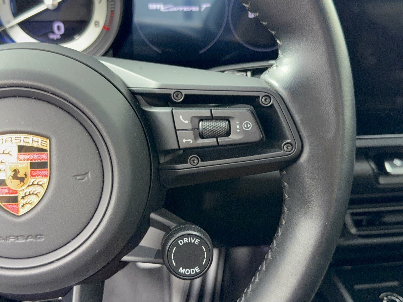 Certified 2024 Porsche 911 Carrera T RWD image 19