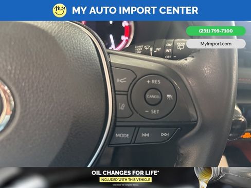 Used 2024 Toyota RAV4 Adventure image 17