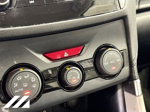 Used 2023 Subaru Forester Base image 17