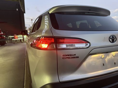 Used 2024 Toyota Corolla Cross S image 12