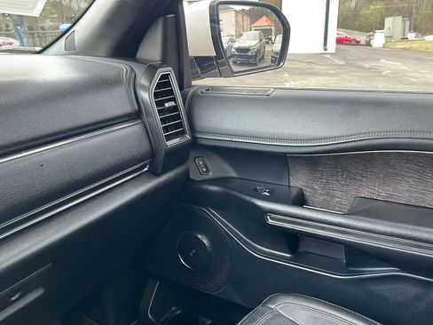 Used 2018 Ford Expedition Max Limited w/ Equipment Group 301A image 31