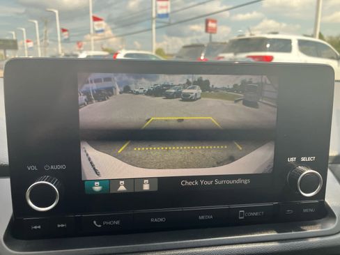 Used 2023 Honda Accord LX image 18