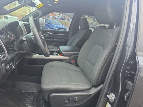 Used 2019 RAM 1500 Big Horn image 2