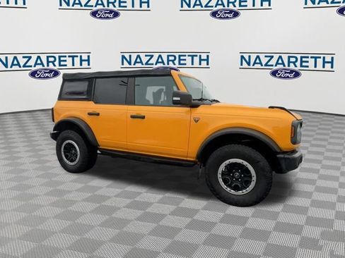 Used 2022 Ford Bronco Badlands w/ Sasquatch Package image 2