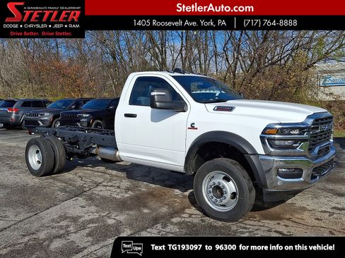 New 2026 RAM 5500 Tradesman w/ Chrome Appearance Group image 1