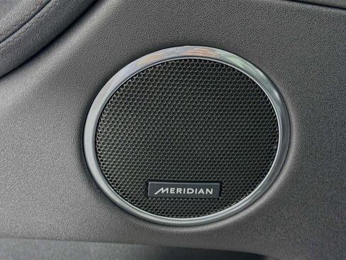 Used 2024 Land Rover Discovery Sport S image 20