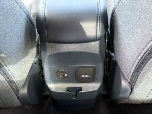 Used 2024 Ford Maverick XLT w/ XLT Luxury Package FWD image 17