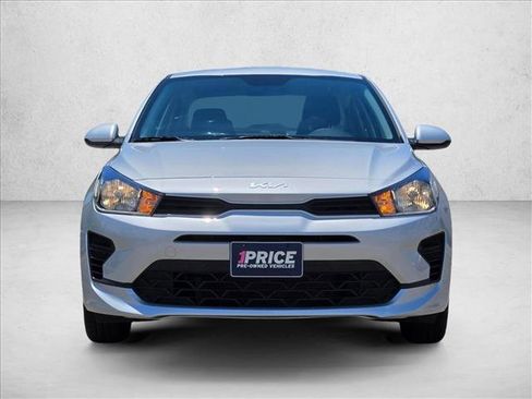Used 2023 Kia Rio LX FWD image 2