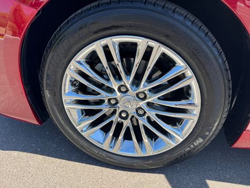 Used 2018 Lexus ES 350 w/ Navigation System Package image 26