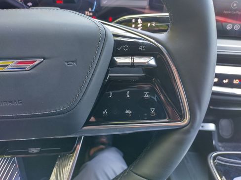 New 2026 Cadillac Lyriq V w/ LPO, Bronce Accent Package image 21