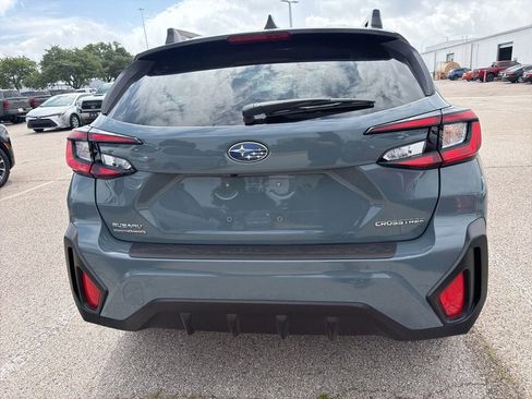 Used 2024 Subaru Crosstrek 2.0i Premium image 7