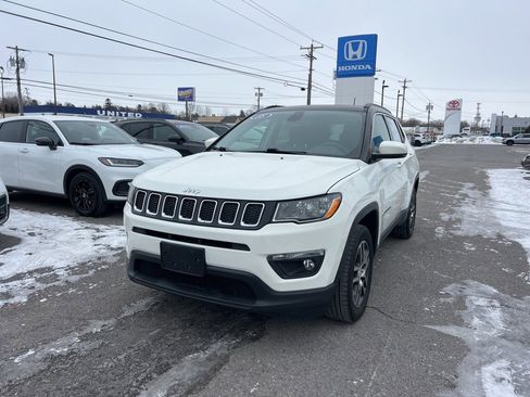 Used 2018 Jeep Compass Latitude w/ Popular Equipment Group image 1