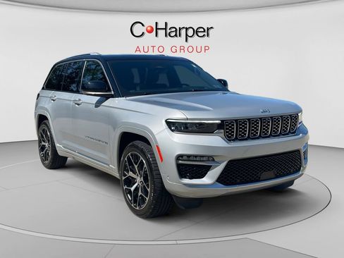 Used 2022 Jeep Grand Cherokee Summit AWD/4WD image 1