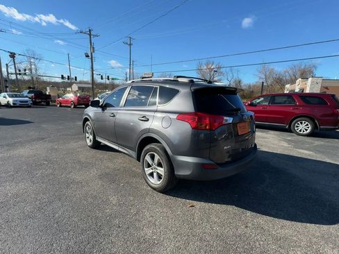 Used 2015 Toyota RAV4 XLE image 7