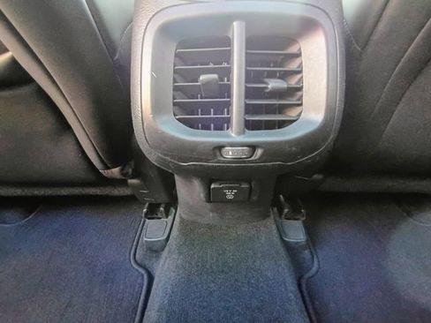 Used 2018 Jeep Cherokee Limited AWD/4WD image 58