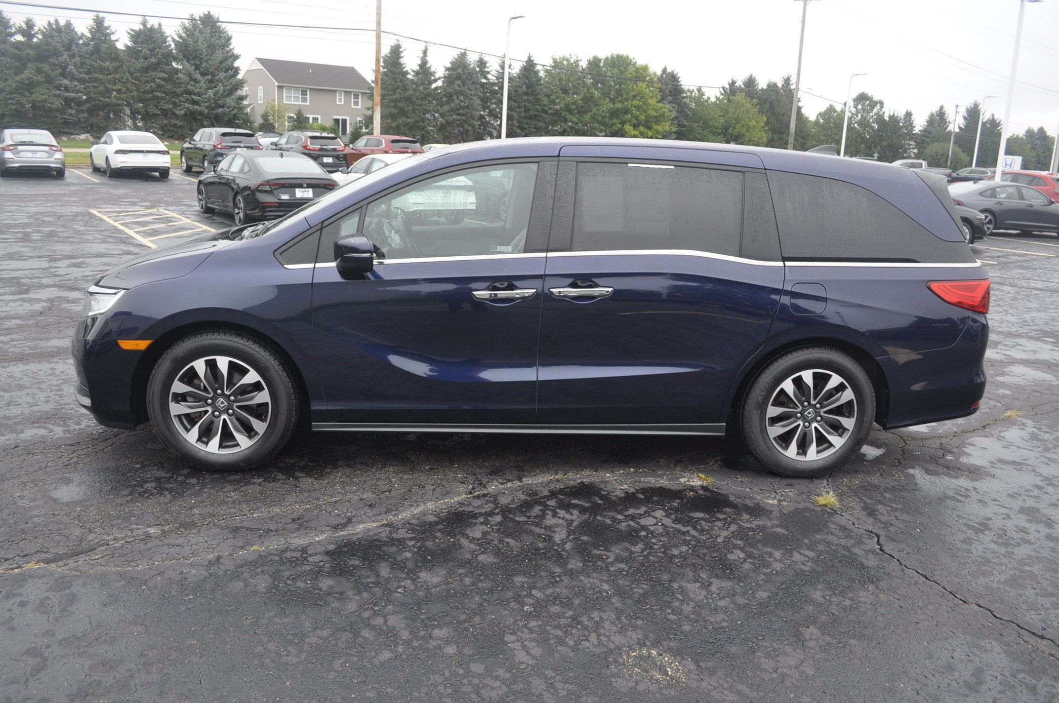 Certified 2024 Honda Odyssey EX-L image 4