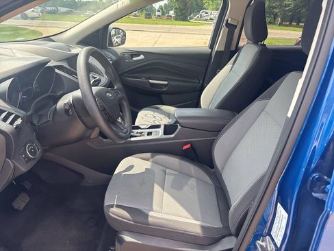 Used 2019 Ford Escape SE FWD image 14