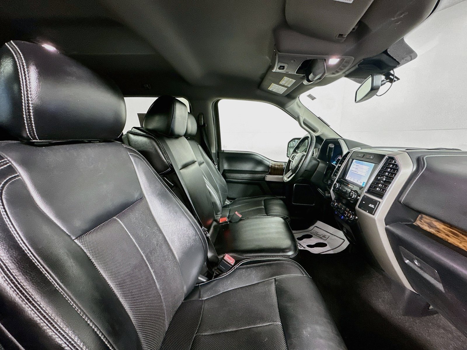 Used 2020 Ford F150 XLT w/ Equipment Group 302A Luxury AWD/4WD image 27
