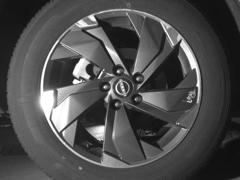 Used 2025 Nissan Rogue SV image 15