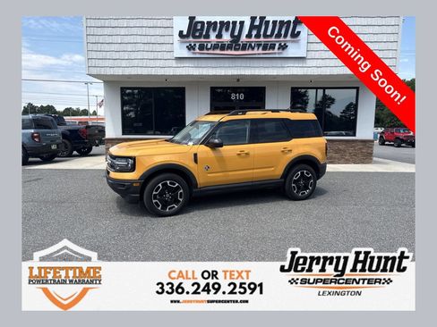 Used 2023 Ford Bronco Sport Outer Banks w/ Tech Package AWD/4WD image 1