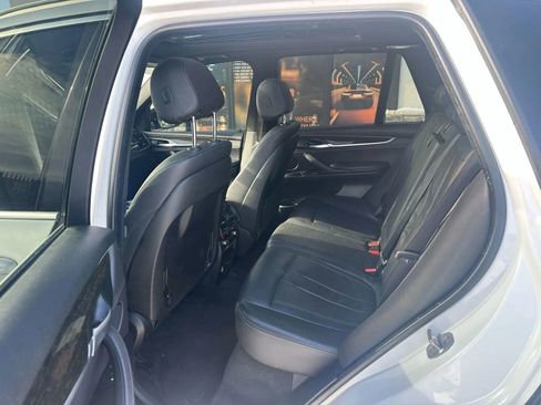 Used 2018 BMW X5 xDrive40e image 11