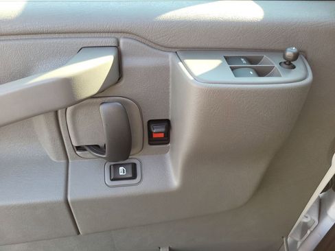 New 2025 Chevrolet Express 2500 w/ Driver Convenience Package image 20