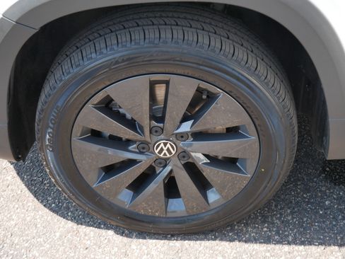 Used 2022 Volkswagen Taos S w/ IQ Drive S Package FWD image 15