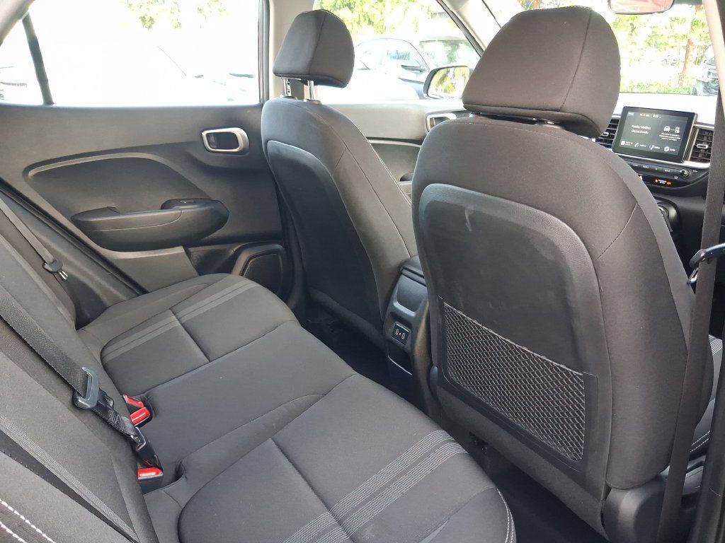 Used 2026 Hyundai Venue SEL FWD image 26