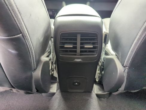 Used 2023 Ford Escape SE FWD image 23