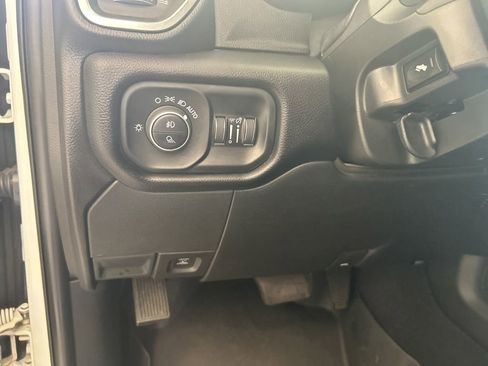 Used 2024 RAM 2500 Laramie w/ Night Edition AWD/4WD image 45