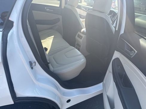 Used 2022 Ford Edge Titanium w/ Class II Trailer Tow Package image 13